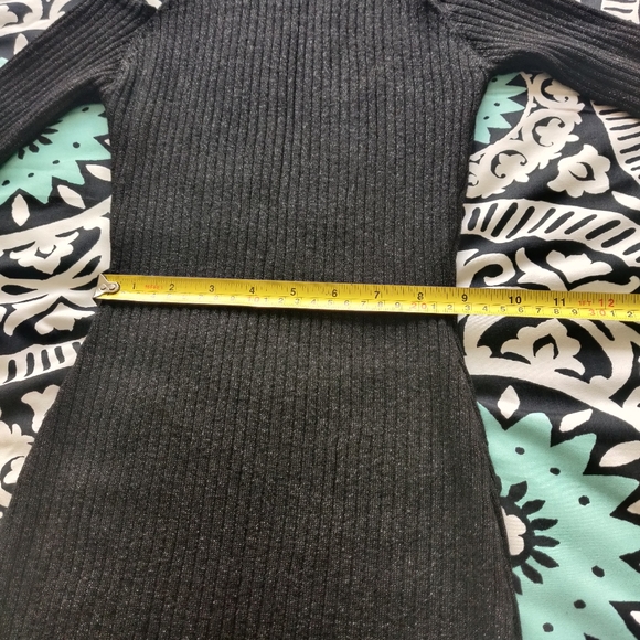 Knit dress - Picture 10 of 13